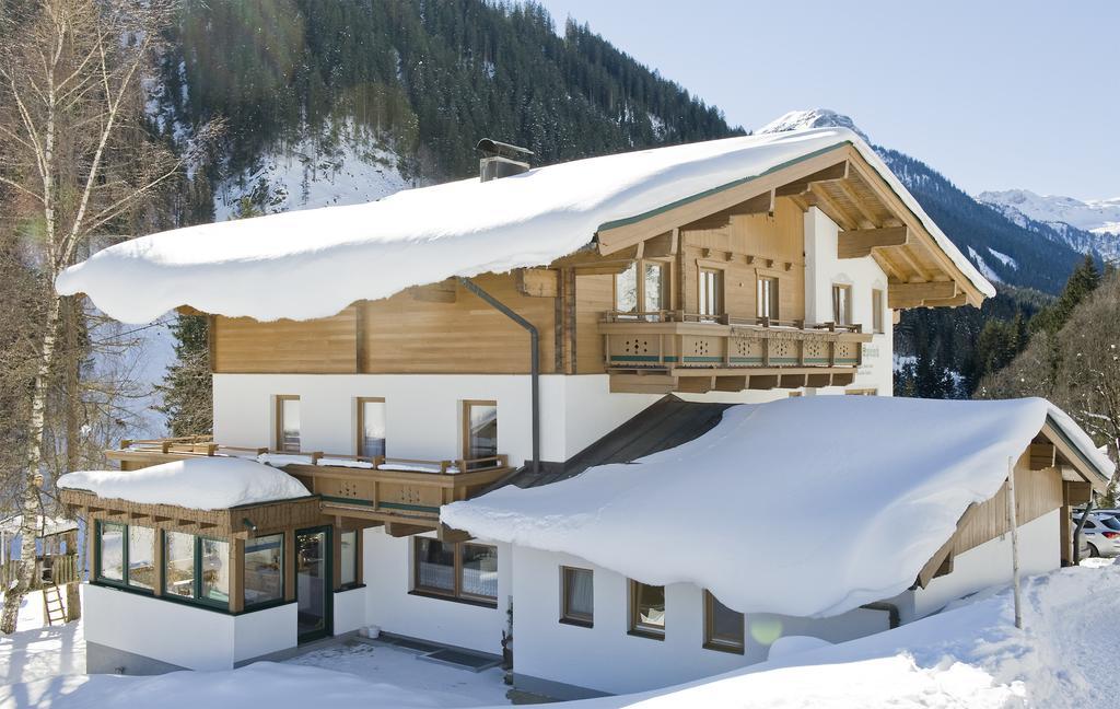 Haus Spieleck Bed & Breakfast ซาลบาคฮินเทอร์เกลมม์ ภายนอก รูปภาพ