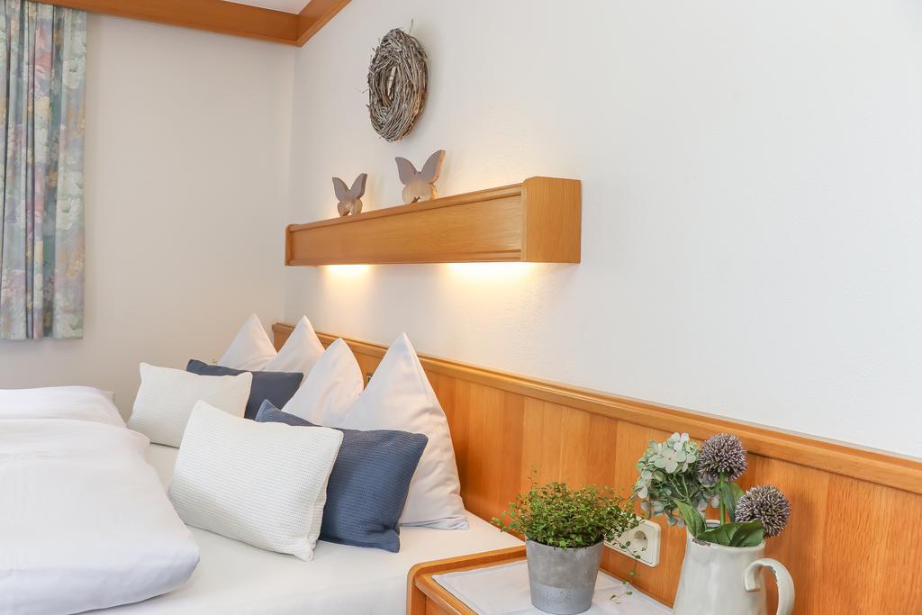 Haus Spieleck Bed & Breakfast ซาลบาคฮินเทอร์เกลมม์ ภายนอก รูปภาพ