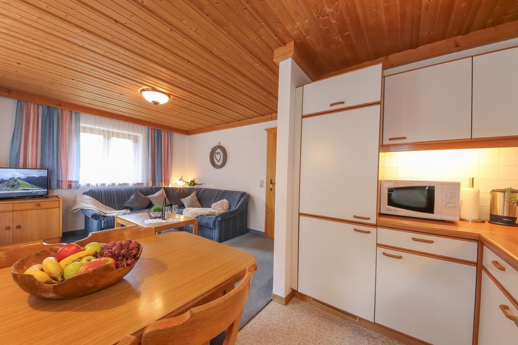 Haus Spieleck Bed & Breakfast ซาลบาคฮินเทอร์เกลมม์ ภายนอก รูปภาพ